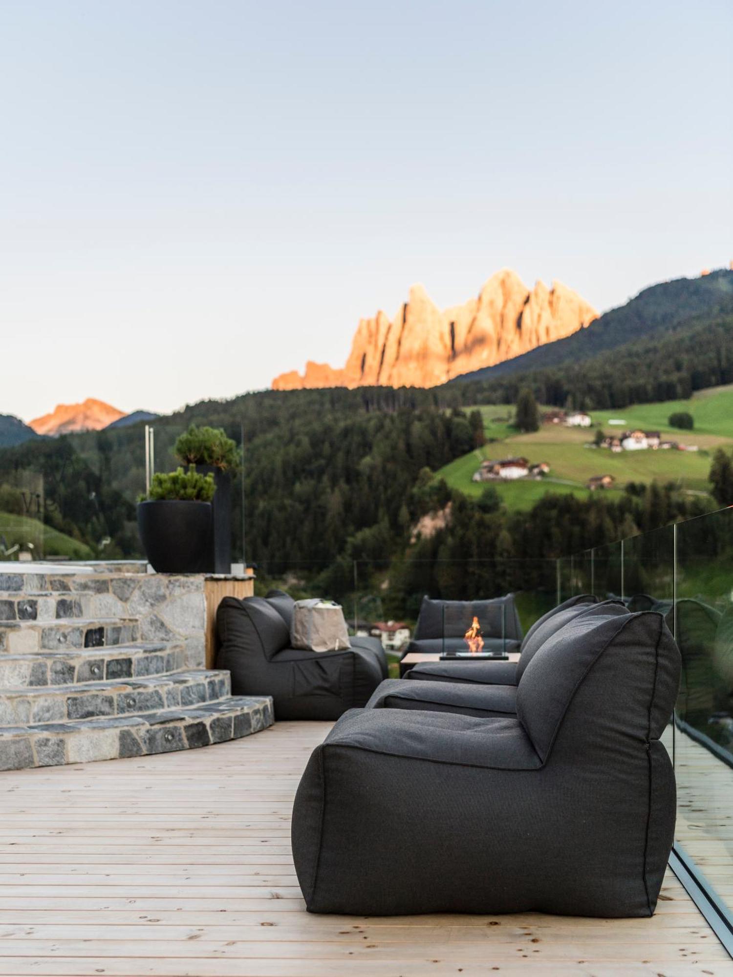 Viel Nois Guest House Funes  Exterior foto